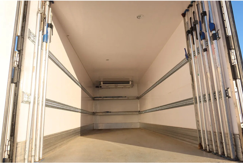 MAN TGM 18.290 Koel/ vries Thermoking UT 800 Diesel /elektrisch 2x bed - Kamion hladnjača: slika MAN TGM 18.290 Koel/ vries Thermoking UT 800 Diesel /elektrisch 2x bed - Kamion hladnjača MAN TGM 18.290 Koel/ vries Thermoking UT 800 Diesel /elektrisch 2x bed - Kamion hladnjača: slika MAN TGM 18.290 Koel/ vries Thermoking UT 800 Diesel /elektrisch 2x bed - Kamion hladnjača