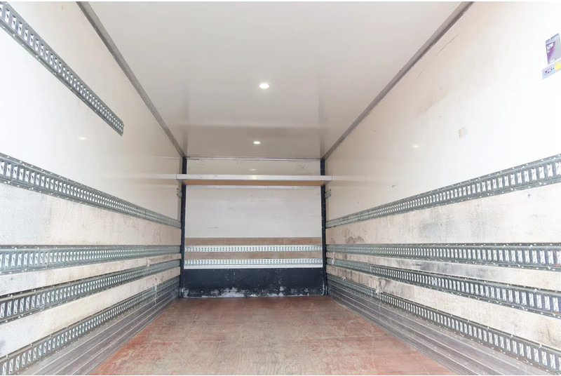 MAN TGM TGM 12.250 Dhollandia 2.000 kg Geisoleerde bak. Volledige luchtvering - Kamion sandučar: slika MAN TGM TGM 12.250 Dhollandia 2.000 kg Geisoleerde bak. Volledige luchtvering - Kamion sandučar MAN TGM TGM 12.250 Dhollandia 2.000 kg Geisoleerde bak. Volledige luchtvering - Kamion sandučar: slika MAN TGM TGM 12.250 Dhollandia 2.000 kg Geisoleerde bak. Volledige luchtvering - Kamion sandučar