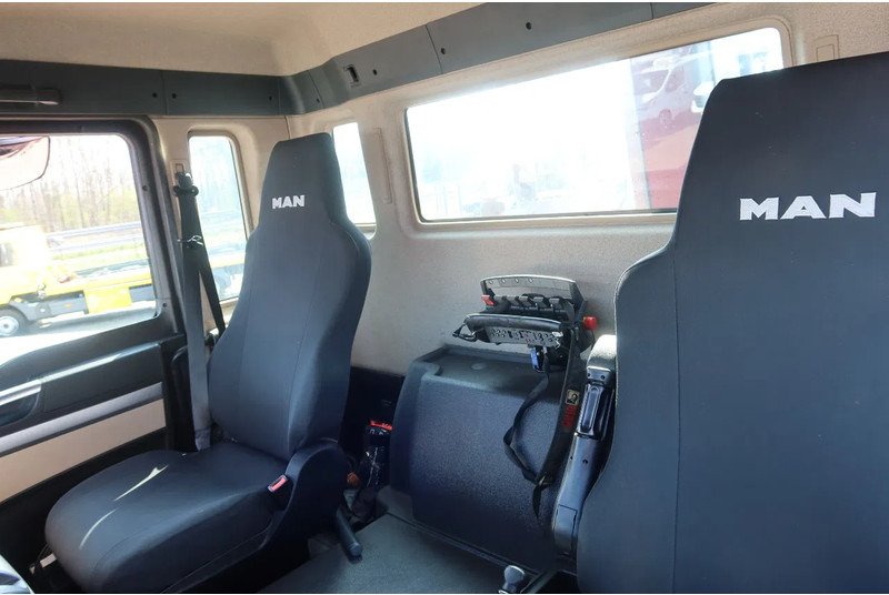 Autotransporter, Kamion s kranom MAN TGS 35.360 8x2 Oprijwagen + HIAB 228 E 3 kraan. Radio grafisch + winch: slika Autotransporter, Kamion s kranom MAN TGS 35.360 8x2 Oprijwagen + HIAB 228 E 3 kraan. Radio grafisch + winch