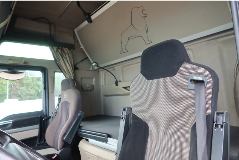 MAN TGX 26.500 6x2 Bak + Klep 3000 KG, FULL AIR SUSPENSION, SKY- LIGHTS. - Kamion sandučar: slika MAN TGX 26.500 6x2 Bak + Klep 3000 KG, FULL AIR SUSPENSION, SKY- LIGHTS. - Kamion sandučar MAN TGX 26.500 6x2 Bak + Klep 3000 KG, FULL AIR SUSPENSION, SKY- LIGHTS. - Kamion sandučar: slika MAN TGX 26.500 6x2 Bak + Klep 3000 KG, FULL AIR SUSPENSION, SKY- LIGHTS. - Kamion sandučar