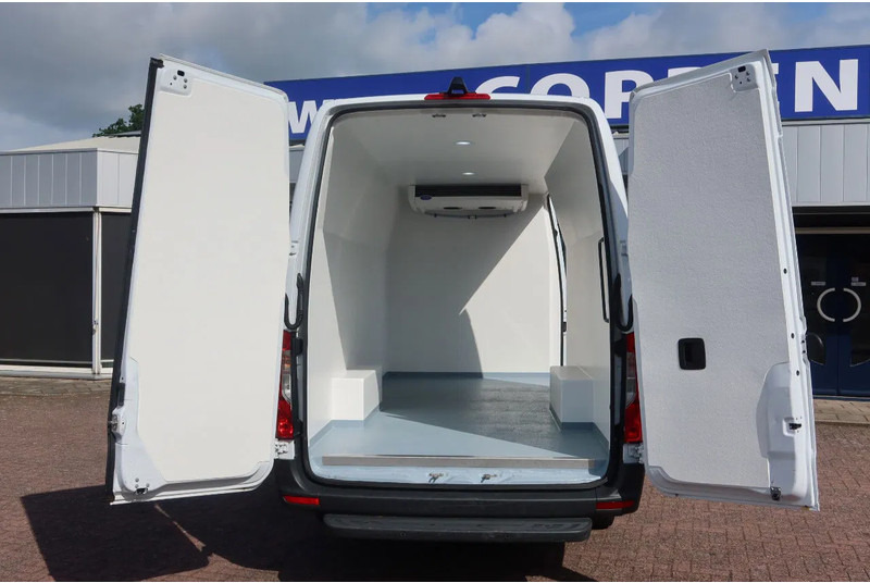 Mercedes-Benz 317 CDI 317 CDI L3/H2 Koel/Vries Automaat - Dostavno vozilo hladnjača: slika Mercedes-Benz 317 CDI 317 CDI L3/H2 Koel/Vries Automaat - Dostavno vozilo hladnjača Mercedes-Benz 317 CDI 317 CDI L3/H2 Koel/Vries Automaat - Dostavno vozilo hladnjača: slika Mercedes-Benz 317 CDI 317 CDI L3/H2 Koel/Vries Automaat - Dostavno vozilo hladnjača
