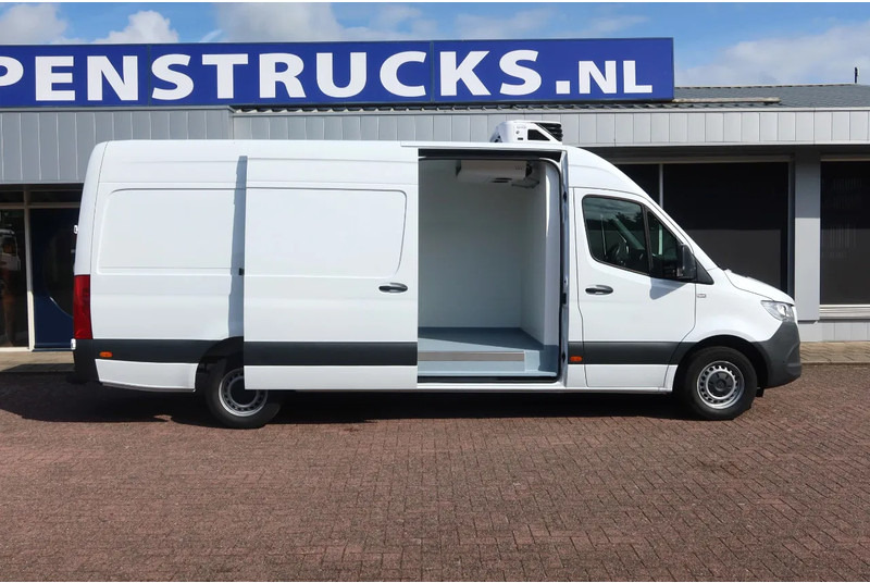 Mercedes-Benz 317 CDI 317 CDI L3/H2 Koel/Vries Automaat - Dostavno vozilo hladnjača: slika Mercedes-Benz 317 CDI 317 CDI L3/H2 Koel/Vries Automaat - Dostavno vozilo hladnjača Mercedes-Benz 317 CDI 317 CDI L3/H2 Koel/Vries Automaat - Dostavno vozilo hladnjača: slika Mercedes-Benz 317 CDI 317 CDI L3/H2 Koel/Vries Automaat - Dostavno vozilo hladnjača