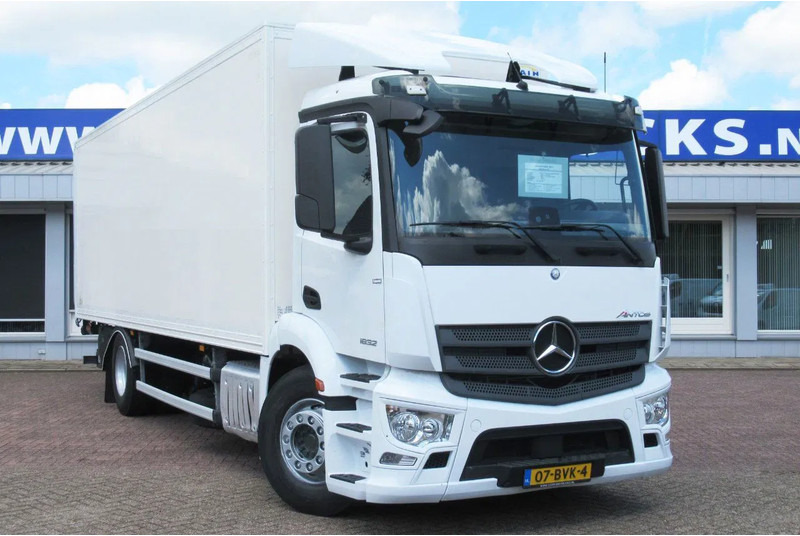Mercedes-Benz Actros 1832 1832 LL 4x2 - Kamion sandučar: slika Mercedes-Benz Actros 1832 1832 LL 4x2 - Kamion sandučar Mercedes-Benz Actros 1832 1832 LL 4x2 - Kamion sandučar: slika Mercedes-Benz Actros 1832 1832 LL 4x2 - Kamion sandučar