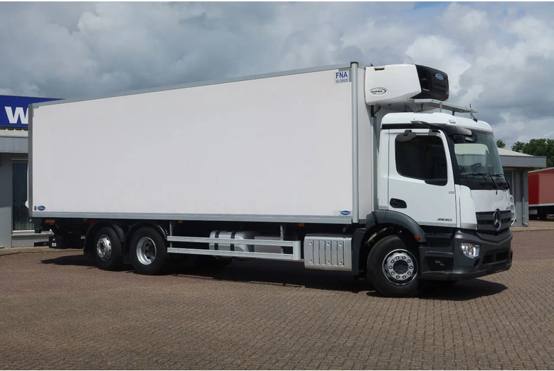 Mercedes-Benz Actros 2530 L Koel/Vries + Laadklep DHollandia 2500kg - Kamion hladnjača: slika Mercedes-Benz Actros 2530 L Koel/Vries + Laadklep DHollandia 2500kg - Kamion hladnjača Mercedes-Benz Actros 2530 L Koel/Vries + Laadklep DHollandia 2500kg - Kamion hladnjača: slika Mercedes-Benz Actros 2530 L Koel/Vries + Laadklep DHollandia 2500kg - Kamion hladnjača