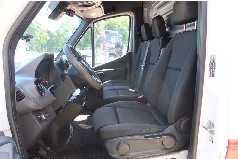 Mercedes-Benz Sprinter 314 CDI Koelwagen. Prijs 16.850,-- euro netto - Dostavno vozilo hladnjača: slika Mercedes-Benz Sprinter 314 CDI Koelwagen. Prijs 16.850,-- euro netto - Dostavno vozilo hladnjača Mercedes-Benz Sprinter 314 CDI Koelwagen. Prijs 16.850,-- euro netto - Dostavno vozilo hladnjača: slika Mercedes-Benz Sprinter 314 CDI Koelwagen. Prijs 16.850,-- euro netto - Dostavno vozilo hladnjača