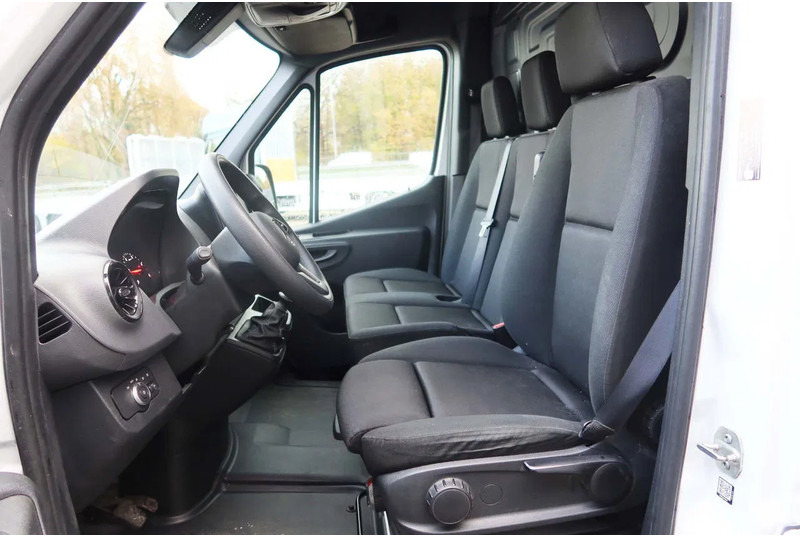 Mercedes-Benz Sprinter 315 L3 H2 Gesloten - Furgon: slika Mercedes-Benz Sprinter 315 L3 H2 Gesloten - Furgon Mercedes-Benz Sprinter 315 L3 H2 Gesloten - Furgon: slika Mercedes-Benz Sprinter 315 L3 H2 Gesloten - Furgon