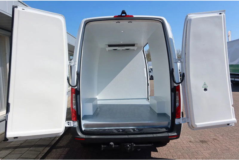 Mercedes-Benz Sprinter 316 Koel/Vries L2/H2 Trekhaak 3500kg - Dostavno vozilo hladnjača: slika Mercedes-Benz Sprinter 316 Koel/Vries L2/H2 Trekhaak 3500kg - Dostavno vozilo hladnjača Mercedes-Benz Sprinter 316 Koel/Vries L2/H2 Trekhaak 3500kg - Dostavno vozilo hladnjača: slika Mercedes-Benz Sprinter 316 Koel/Vries L2/H2 Trekhaak 3500kg - Dostavno vozilo hladnjača