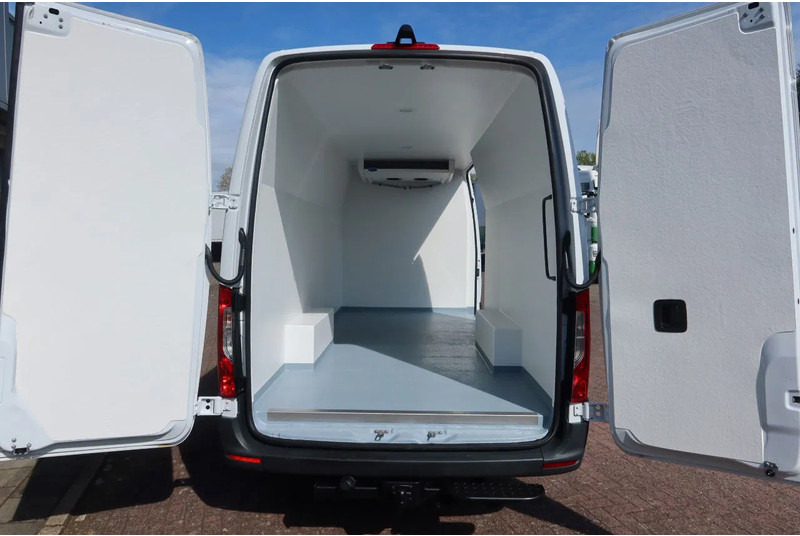 Mercedes-Benz Sprinter 317 CDI Automaat Carrier Koel/Vries/verwarmen L3/H2 - Dostavno vozilo hladnjača: slika Mercedes-Benz Sprinter 317 CDI Automaat Carrier Koel/Vries/verwarmen L3/H2 - Dostavno vozilo hladnjača Mercedes-Benz Sprinter 317 CDI Automaat Carrier Koel/Vries/verwarmen L3/H2 - Dostavno vozilo hladnjača: slika Mercedes-Benz Sprinter 317 CDI Automaat Carrier Koel/Vries/verwarmen L3/H2 - Dostavno vozilo hladnjača