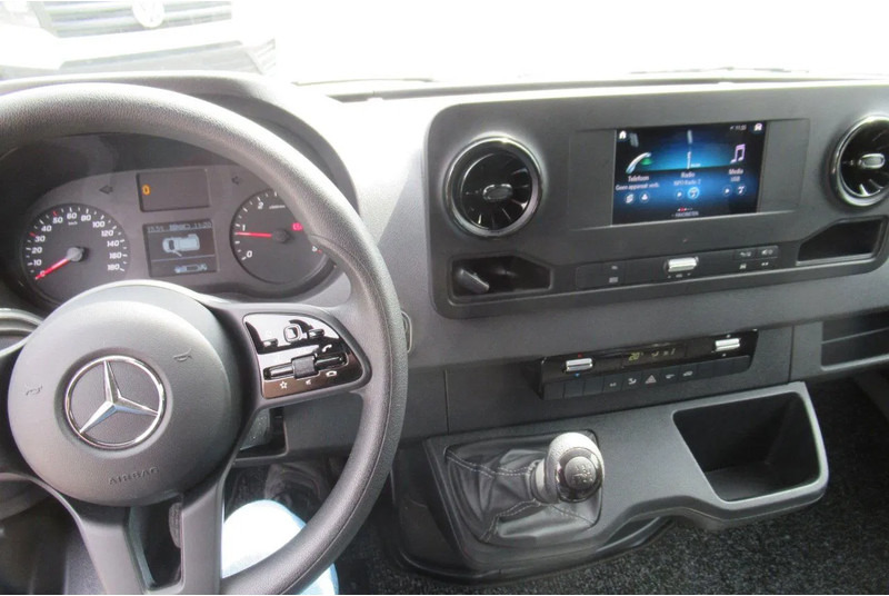 Mercedes-Benz Sprinter 317 CDI Koel / Vries/ verwarmen Carrier Xarios 350 + 220 volt nacht stekkerL2/H2 - Dostavno vozilo hladnjača: slika Mercedes-Benz Sprinter 317 CDI Koel / Vries/ verwarmen Carrier Xarios 350 + 220 volt nacht stekkerL2/H2 - Dostavno vozilo hladnjača Mercedes-Benz Sprinter 317 CDI Koel / Vries/ verwarmen Carrier Xarios 350 + 220 volt nacht stekkerL2/H2 - Dostavno vozilo hladnjača: slika Mercedes-Benz Sprinter 317 CDI Koel / Vries/ verwarmen Carrier Xarios 350 + 220 volt nacht stekkerL2/H2 - Dostavno vozilo hladnjača