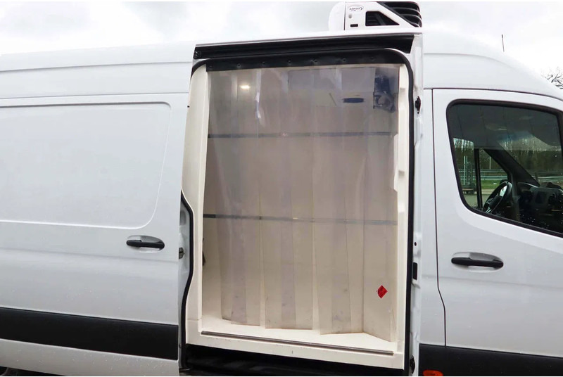 Mercedes-Benz Sprinter 317 CDI L3/H2 Multi temp, Verplaatsbare tussenwand - Dostavno vozilo hladnjača: slika Mercedes-Benz Sprinter 317 CDI L3/H2 Multi temp, Verplaatsbare tussenwand - Dostavno vozilo hladnjača Mercedes-Benz Sprinter 317 CDI L3/H2 Multi temp, Verplaatsbare tussenwand - Dostavno vozilo hladnjača: slika Mercedes-Benz Sprinter 317 CDI L3/H2 Multi temp, Verplaatsbare tussenwand - Dostavno vozilo hladnjača
