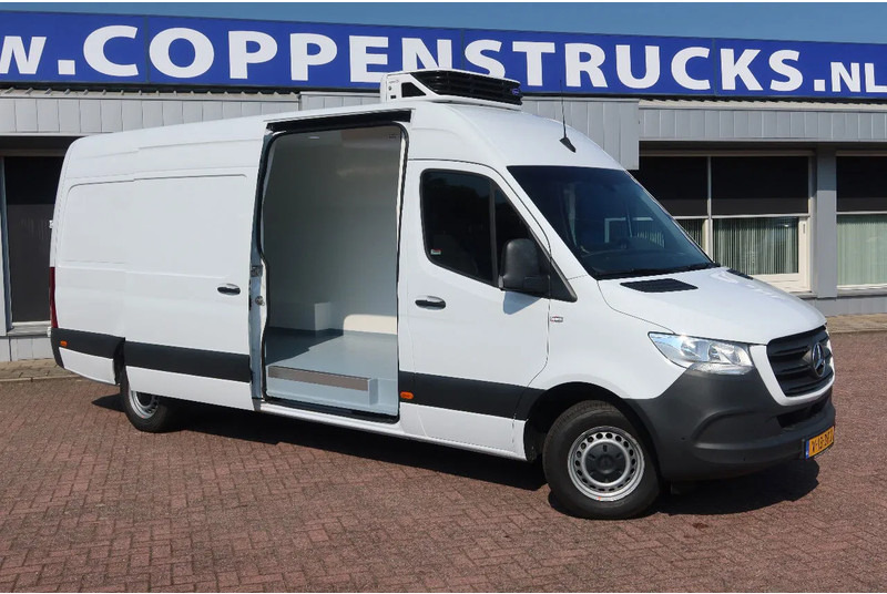 Mercedes-Benz Sprinter 317 Koel/Vries/Verwarmen met nachtaansluiting 220 volt. AUTOMAAT! - Dostavno vozilo hladnjača: slika Mercedes-Benz Sprinter 317 Koel/Vries/Verwarmen met nachtaansluiting 220 volt. AUTOMAAT! - Dostavno vozilo hladnjača Mercedes-Benz Sprinter 317 Koel/Vries/Verwarmen met nachtaansluiting 220 volt. AUTOMAAT! - Dostavno vozilo hladnjača: slika Mercedes-Benz Sprinter 317 Koel/Vries/Verwarmen met nachtaansluiting 220 volt. AUTOMAAT! - Dostavno vozilo hladnjača