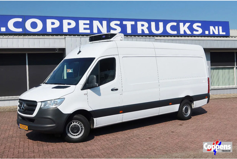Mercedes-Benz Sprinter 317 Koel/Vries/Verwarmen met nachtaansluiting 220 volt. AUTOMAAT! - Dostavno vozilo hladnjača: slika Mercedes-Benz Sprinter 317 Koel/Vries/Verwarmen met nachtaansluiting 220 volt. AUTOMAAT! - Dostavno vozilo hladnjača Mercedes-Benz Sprinter 317 Koel/Vries/Verwarmen met nachtaansluiting 220 volt. AUTOMAAT! - Dostavno vozilo hladnjača: slika Mercedes-Benz Sprinter 317 Koel/Vries/Verwarmen met nachtaansluiting 220 volt. AUTOMAAT! - Dostavno vozilo hladnjača
