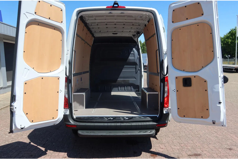 Mercedes-Benz Sprinter 317 L2 H2 Gesloten Bestelwagen - Furgon: slika Mercedes-Benz Sprinter 317 L2 H2 Gesloten Bestelwagen - Furgon Mercedes-Benz Sprinter 317 L2 H2 Gesloten Bestelwagen - Furgon: slika Mercedes-Benz Sprinter 317 L2 H2 Gesloten Bestelwagen - Furgon