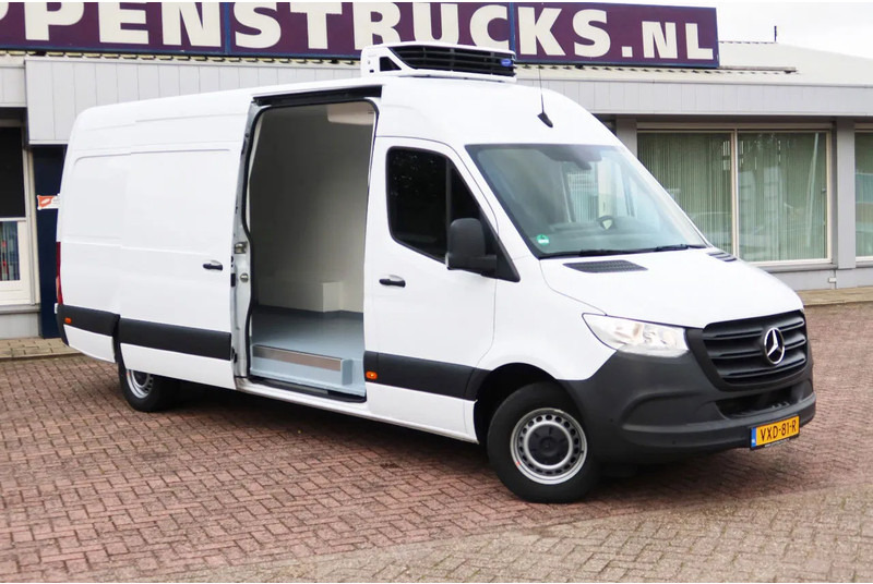 Mercedes-Benz Sprinter 317 L3 H2 Koel / Vries/ Verwarmen + 220 volt nachtaansluiting - Dostavno vozilo hladnjača: slika Mercedes-Benz Sprinter 317 L3 H2 Koel / Vries/ Verwarmen + 220 volt nachtaansluiting - Dostavno vozilo hladnjača Mercedes-Benz Sprinter 317 L3 H2 Koel / Vries/ Verwarmen + 220 volt nachtaansluiting - Dostavno vozilo hladnjača: slika Mercedes-Benz Sprinter 317 L3 H2 Koel / Vries/ Verwarmen + 220 volt nachtaansluiting - Dostavno vozilo hladnjača