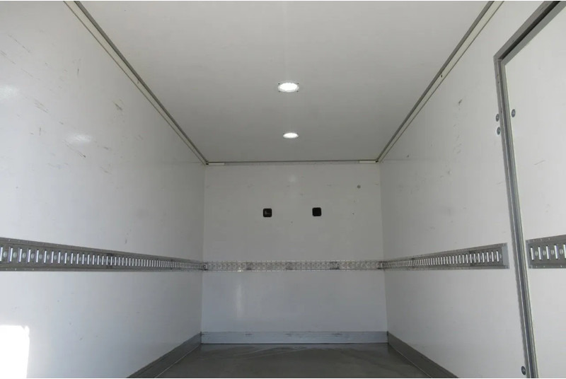 Renault Master Heating HEAVY DUTCH FLOWER TRUCK Euro 6 - Kamion sandučar: slika Renault Master Heating HEAVY DUTCH FLOWER TRUCK Euro 6 - Kamion sandučar Renault Master Heating HEAVY DUTCH FLOWER TRUCK Euro 6 - Kamion sandučar: slika Renault Master Heating HEAVY DUTCH FLOWER TRUCK Euro 6 - Kamion sandučar