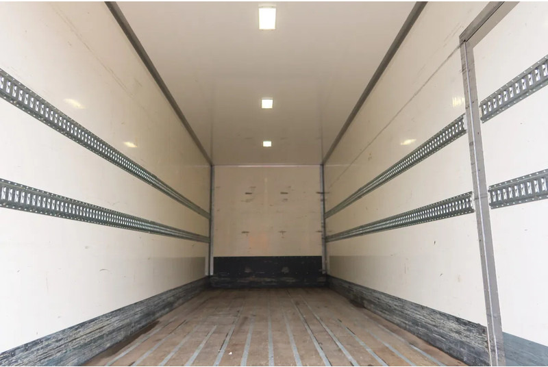 Scania P250 Bak+Dhollandia 2.000 kg 4x2 6 Cilinder - Kamion sandučar: slika Scania P250 Bak+Dhollandia 2.000 kg 4x2 6 Cilinder - Kamion sandučar Scania P250 Bak+Dhollandia 2.000 kg 4x2 6 Cilinder - Kamion sandučar: slika Scania P250 Bak+Dhollandia 2.000 kg 4x2 6 Cilinder - Kamion sandučar