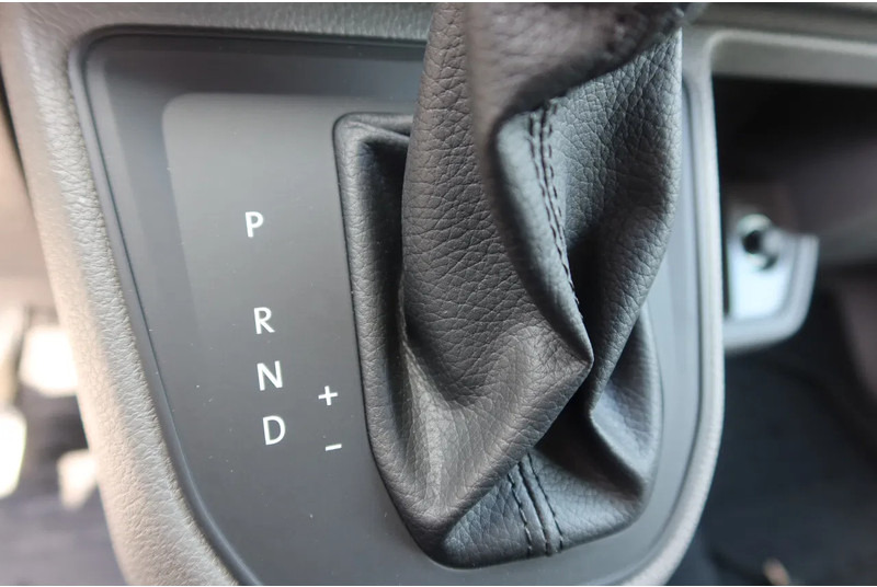 Dostavno vozilo hladnjača Volkswagen Crafter 177 PK Koel/ Vries/ Verwarmen Carrier xarios 350 met nachtaansluiting BPM vrij.: slika Dostavno vozilo hladnjača Volkswagen Crafter 177 PK Koel/ Vries/ Verwarmen Carrier xarios 350 met nachtaansluiting BPM vrij.