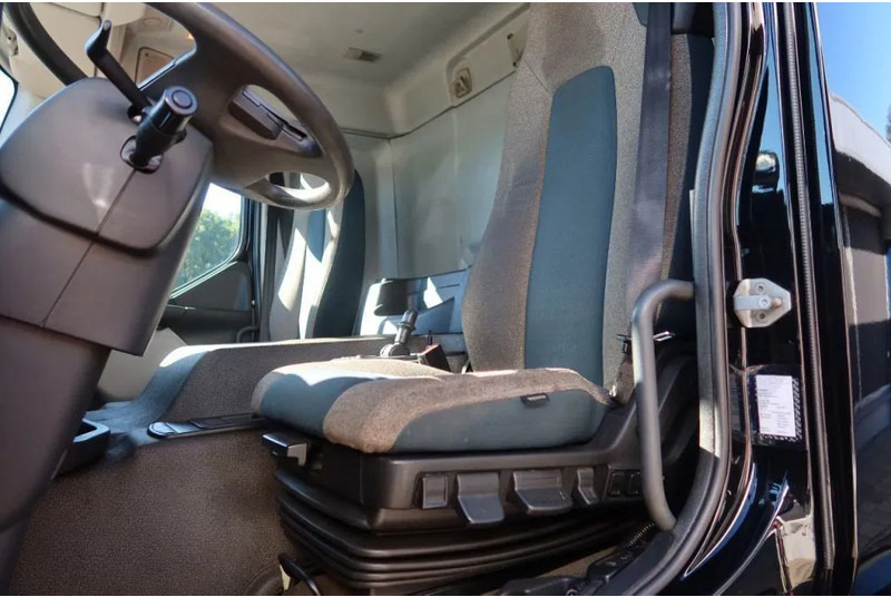 Volvo FE 250 FE 250 Bak + klep E6 - Kamion sandučar: slika Volvo FE 250 FE 250 Bak + klep E6 - Kamion sandučar Volvo FE 250 FE 250 Bak + klep E6 - Kamion sandučar: slika Volvo FE 250 FE 250 Bak + klep E6 - Kamion sandučar