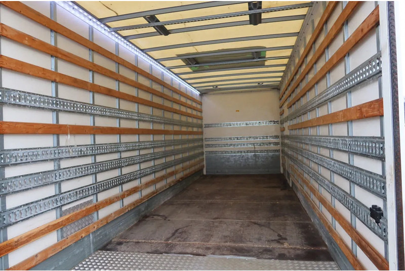Volvo FL 250 Bak + Klep E6 - Kamion sandučar: slika Volvo FL 250 Bak + Klep E6 - Kamion sandučar Volvo FL 250 Bak + Klep E6 - Kamion sandučar: slika Volvo FL 250 Bak + Klep E6 - Kamion sandučar