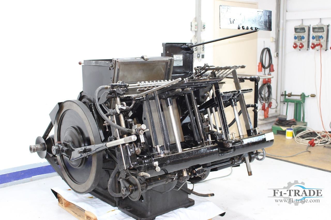 Heidelberg GTS - Stroj za rezanje papira: slika Heidelberg GTS - Stroj za rezanje papira Heidelberg GTS - Stroj za rezanje papira: slika Heidelberg GTS - Stroj za rezanje papira