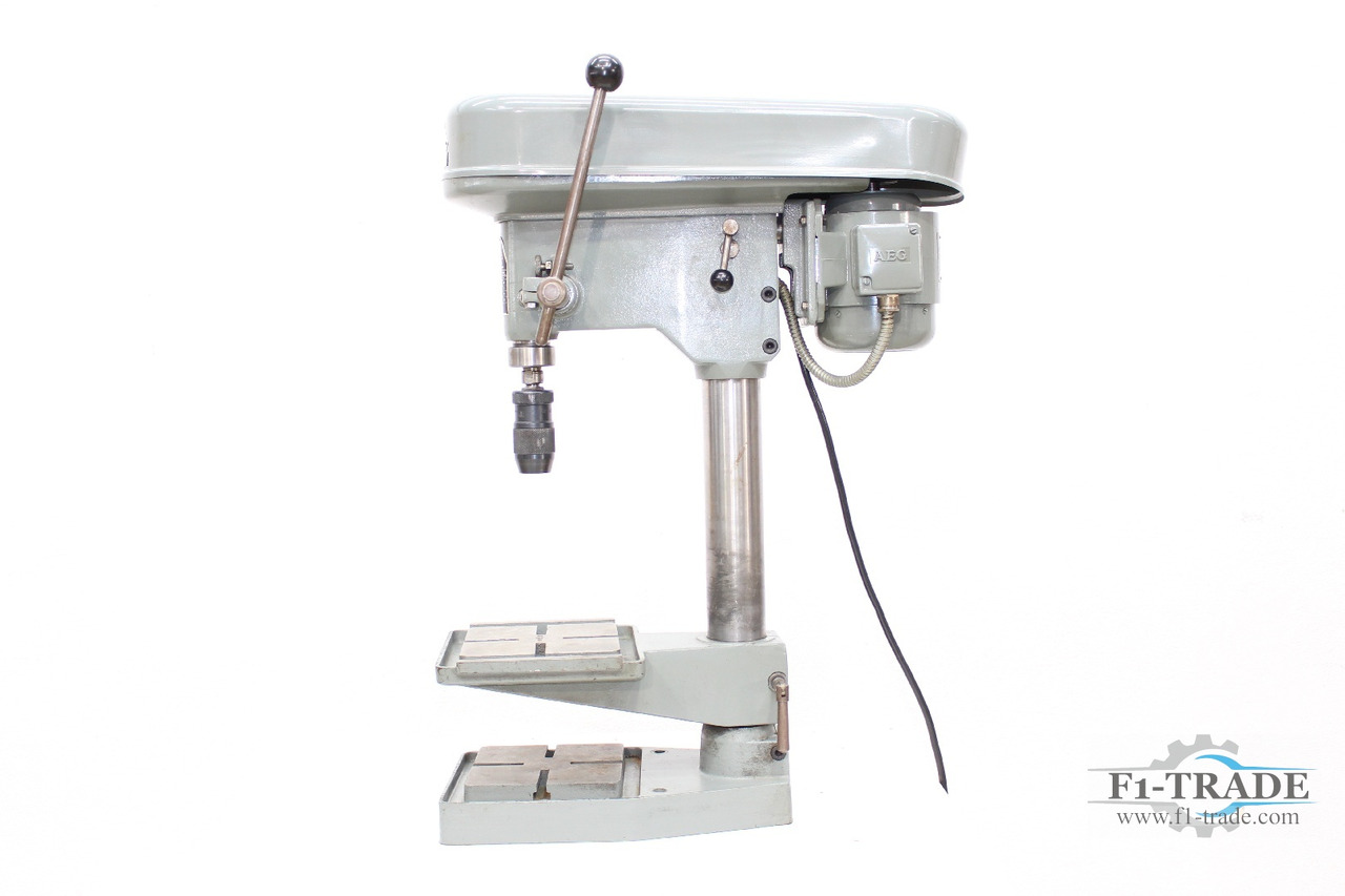 IXION BST 13 - Stupna bušilica: slika IXION BST 13 - Stupna bušilica IXION BST 13 - Stupna bušilica: slika IXION BST 13 - Stupna bušilica