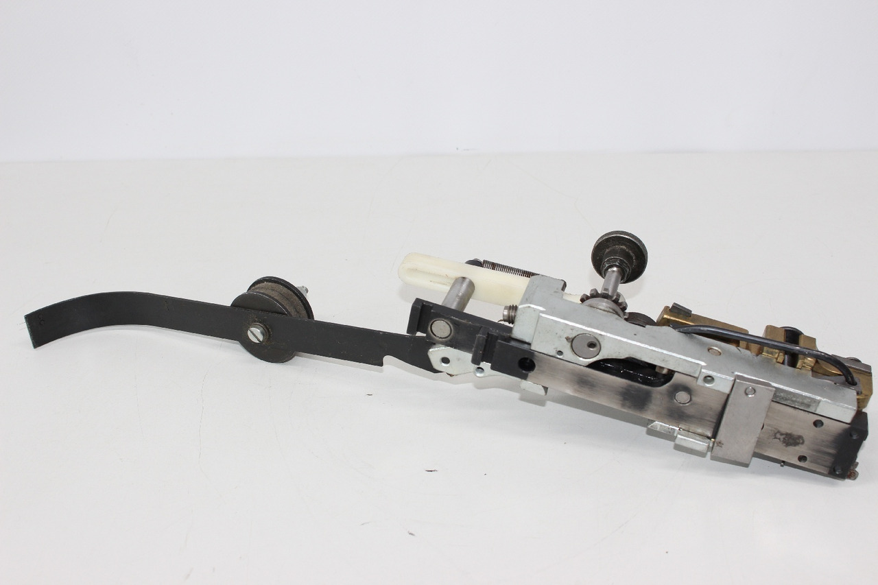 Müller Martini HK 45 0305.0400 - Industrijska oprema: slika Müller Martini HK 45 0305.0400 - Industrijska oprema Müller Martini HK 45 0305.0400 - Industrijska oprema: slika Müller Martini HK 45 0305.0400 - Industrijska oprema