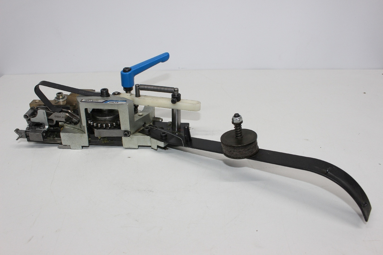 Müller Martini HK 75 0881.8101 - Industrijska oprema: slika Müller Martini HK 75 0881.8101 - Industrijska oprema Müller Martini HK 75 0881.8101 - Industrijska oprema: slika Müller Martini HK 75 0881.8101 - Industrijska oprema