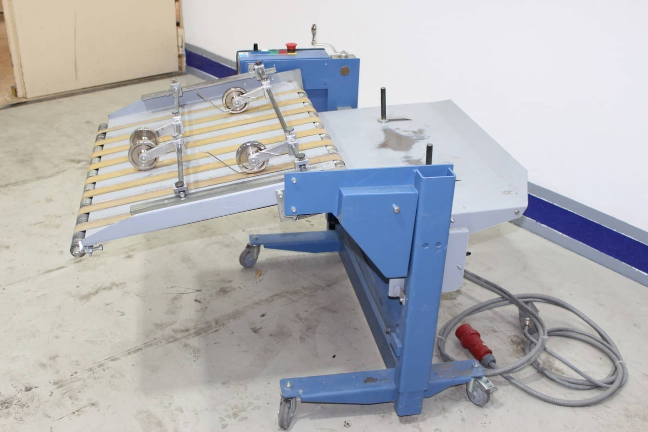 MBO A76-Y2009 - Tiskarski stroj: slika MBO A76-Y2009 - Tiskarski stroj MBO A76-Y2009 - Tiskarski stroj: slika MBO A76-Y2009 - Tiskarski stroj