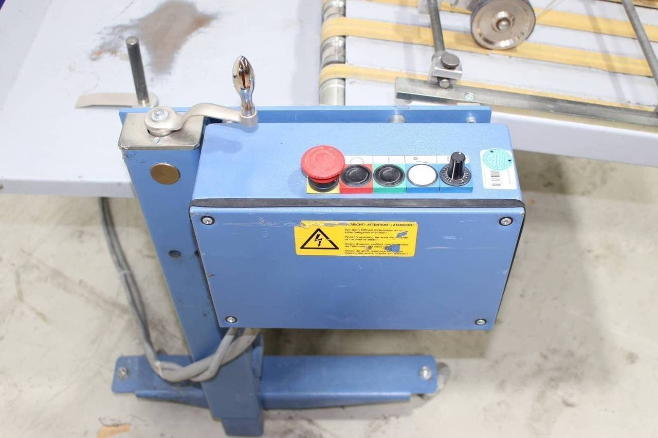 MBO A76-Y2009 - Tiskarski stroj: slika MBO A76-Y2009 - Tiskarski stroj MBO A76-Y2009 - Tiskarski stroj: slika MBO A76-Y2009 - Tiskarski stroj