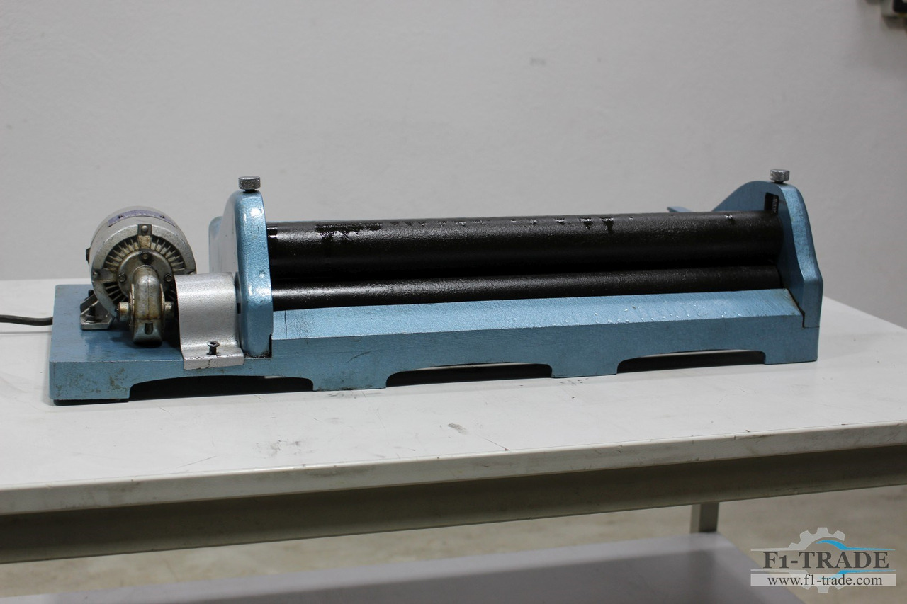 Orient CX - Tiskarski stroj: slika Orient CX - Tiskarski stroj Orient CX - Tiskarski stroj: slika Orient CX - Tiskarski stroj