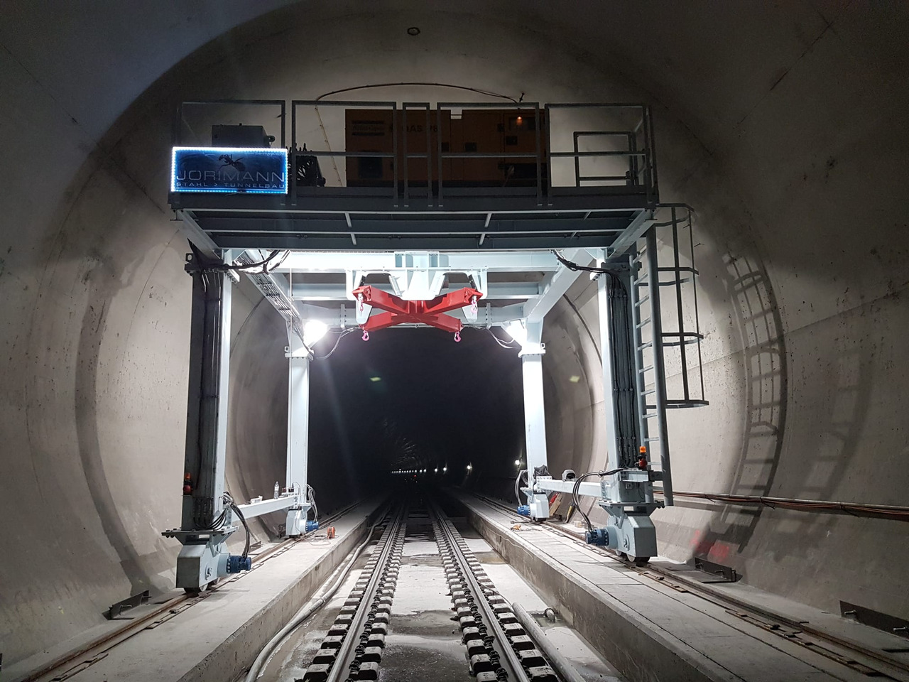 LIFTKET 235/50 - Alat/ Oprema: slika LIFTKET 235/50 - Alat/ Oprema LIFTKET 235/50 - Alat/ Oprema: slika LIFTKET 235/50 - Alat/ Oprema