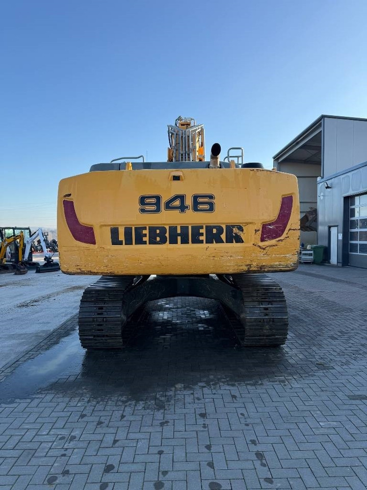 Liebherr R 946 - Bager gusjeničar: slika Liebherr R 946 - Bager gusjeničar Liebherr R 946 - Bager gusjeničar: slika Liebherr R 946 - Bager gusjeničar