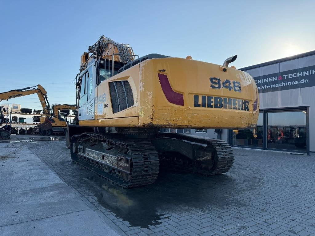 Liebherr R 946 - Bager gusjeničar: slika Liebherr R 946 - Bager gusjeničar Liebherr R 946 - Bager gusjeničar: slika Liebherr R 946 - Bager gusjeničar