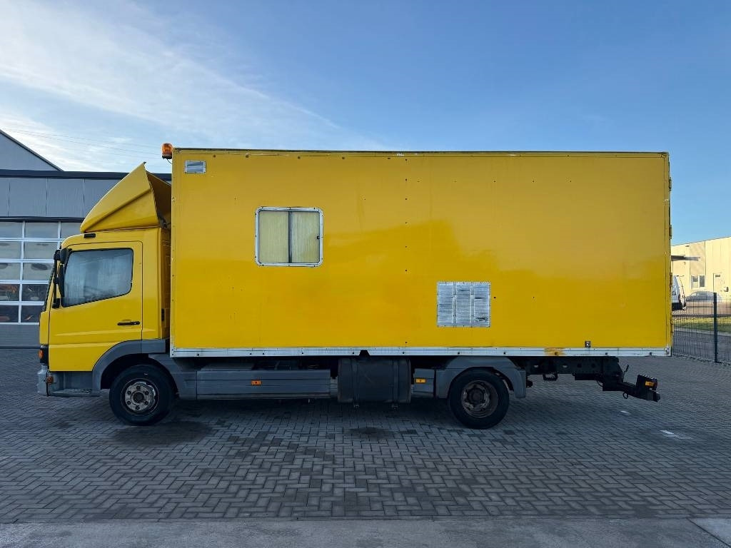 Mercedes-Benz Atego 815 - Kamion sandučar: slika Mercedes-Benz Atego 815 - Kamion sandučar Mercedes-Benz Atego 815 - Kamion sandučar: slika Mercedes-Benz Atego 815 - Kamion sandučar