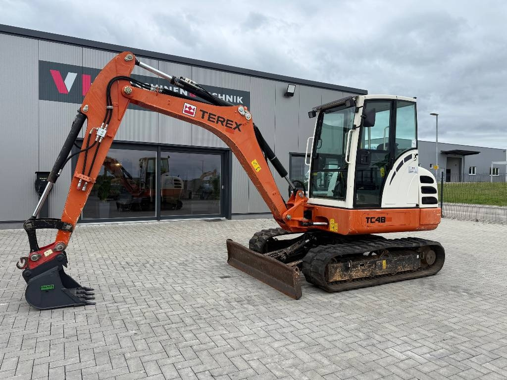 Terex TC 48 - Mini bager: slika Terex TC 48 - Mini bager Terex TC 48 - Mini bager: slika Terex TC 48 - Mini bager