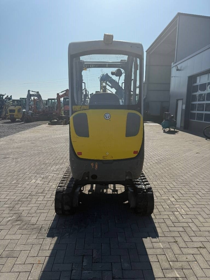 Wacker Neuson ET 24 - Mini bager: slika Wacker Neuson ET 24 - Mini bager Wacker Neuson ET 24 - Mini bager: slika Wacker Neuson ET 24 - Mini bager