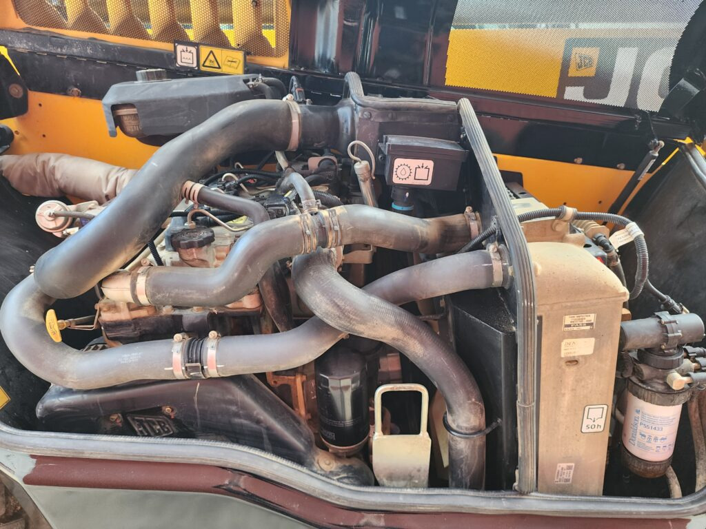 JCB 535-95 - Teleskopski rukovatelj: slika JCB 535-95 - Teleskopski rukovatelj JCB 535-95 - Teleskopski rukovatelj: slika JCB 535-95 - Teleskopski rukovatelj