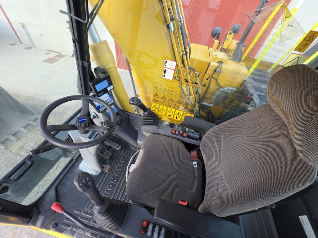 Zakup KOMATSU PW148-11 KOMATSU PW148-11: slika Zakup KOMATSU PW148-11 KOMATSU PW148-11 Zakup KOMATSU PW148-11 KOMATSU PW148-11: slika Zakup KOMATSU PW148-11 KOMATSU PW148-11