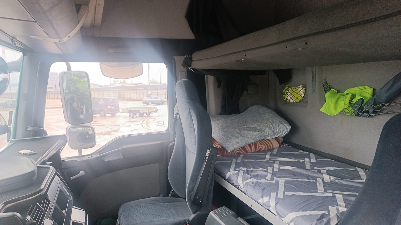 Autotransporter MAN TGA 18440: slika Autotransporter MAN TGA 18440