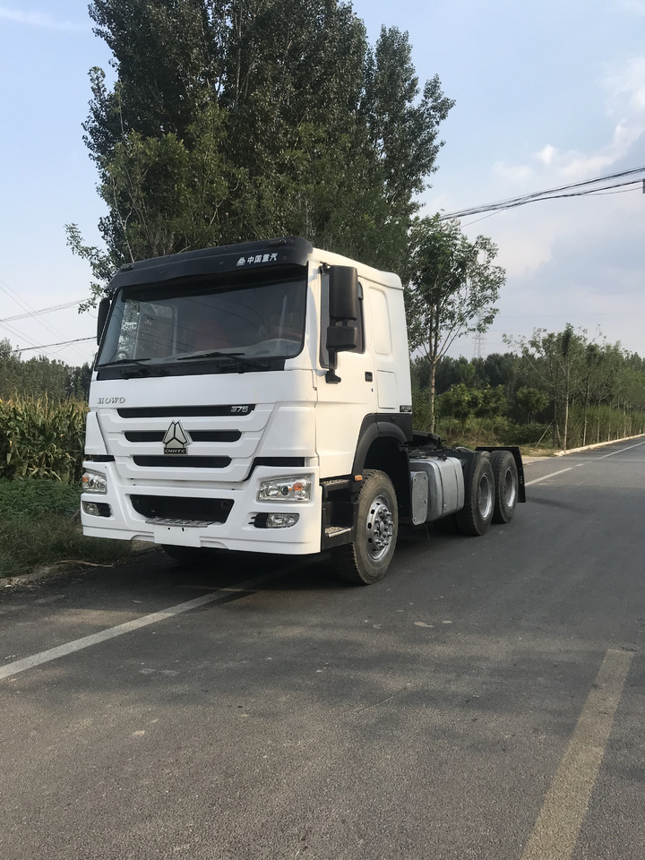 HOWO TRACTOR 6X4 SINOTRUCK 371HP - Tegljač: slika HOWO TRACTOR 6X4 SINOTRUCK 371HP - Tegljač HOWO TRACTOR 6X4 SINOTRUCK 371HP - Tegljač: slika HOWO TRACTOR 6X4 SINOTRUCK 371HP - Tegljač
