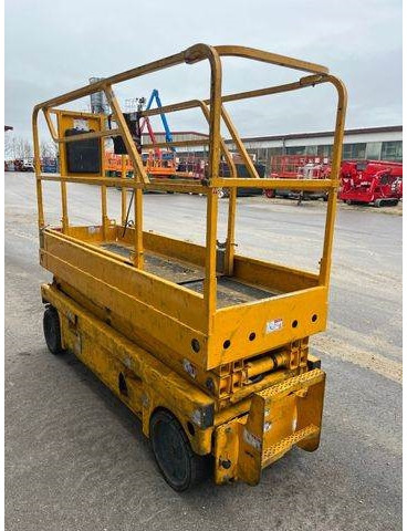 Haulotte Compact 8 - Scherenarbeitsbühne 8,2m, BJ 2021 - Škarasta podizna platforma: slika Haulotte Compact 8 - Scherenarbeitsbühne 8,2m, BJ 2021 - Škarasta podizna platforma Haulotte Compact 8 - Scherenarbeitsbühne 8,2m, BJ 2021 - Škarasta podizna platforma: slika Haulotte Compact 8 - Scherenarbeitsbühne 8,2m, BJ 2021 - Škarasta podizna platforma