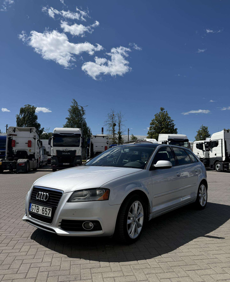 Audi A3 - Hatchback: slika Audi A3 - Hatchback Audi A3 - Hatchback: slika Audi A3 - Hatchback