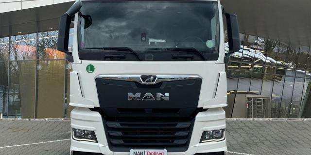 MAN TGX18.470 4x2 LL Retarder (8830) - Kamion s ceradom: slika MAN TGX18.470 4x2 LL Retarder (8830) - Kamion s ceradom MAN TGX18.470 4x2 LL Retarder (8830) - Kamion s ceradom: slika MAN TGX18.470 4x2 LL Retarder (8830) - Kamion s ceradom