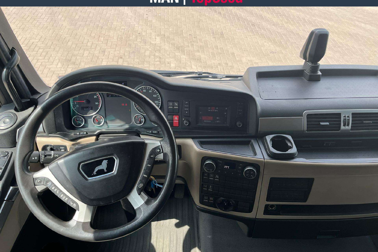 Tegljač MAN 18.460 XLX Cab Retarder (8624): slika Tegljač MAN 18.460 XLX Cab Retarder (8624) Tegljač MAN 18.460 XLX Cab Retarder (8624): slika Tegljač MAN 18.460 XLX Cab Retarder (8624)