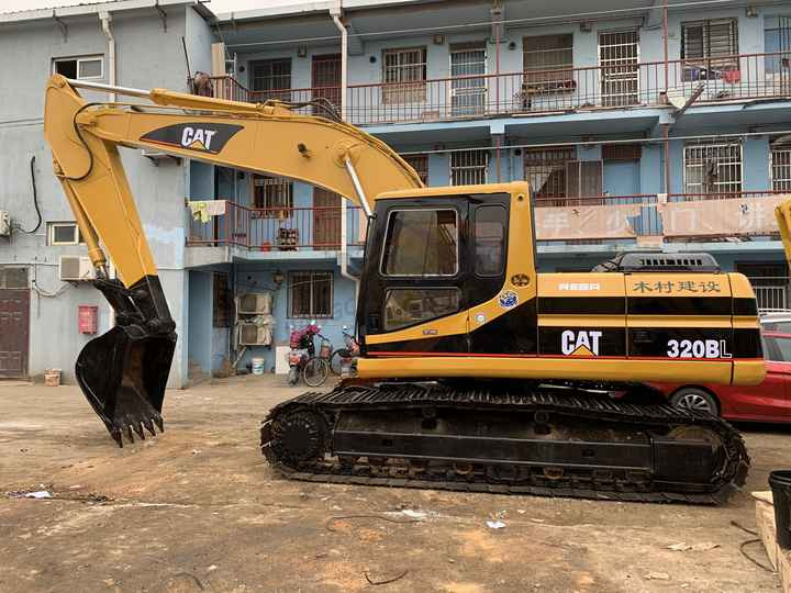 20Tons excavator Used CAT Excavator 325D 320D 320B 320BL 320C 320CL On sale - Bager gusjeničar: slika 20Tons excavator Used CAT Excavator 325D 320D 320B 320BL 320C 320CL On sale - Bager gusjeničar 20Tons excavator Used CAT Excavator 325D 320D 320B 320BL 320C 320CL On sale - Bager gusjeničar: slika 20Tons excavator Used CAT Excavator 325D 320D 320B 320BL 320C 320CL On sale - Bager gusjeničar