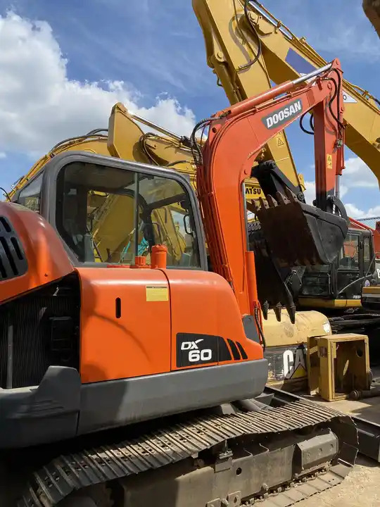 6tons doosan excavator used dx60 dh60 dx55 dh55 mini excavator free shipping - Bager gusjeničar: slika 6tons doosan excavator used dx60 dh60 dx55 dh55 mini excavator free shipping - Bager gusjeničar 6tons doosan excavator used dx60 dh60 dx55 dh55 mini excavator free shipping - Bager gusjeničar: slika 6tons doosan excavator used dx60 dh60 dx55 dh55 mini excavator free shipping - Bager gusjeničar