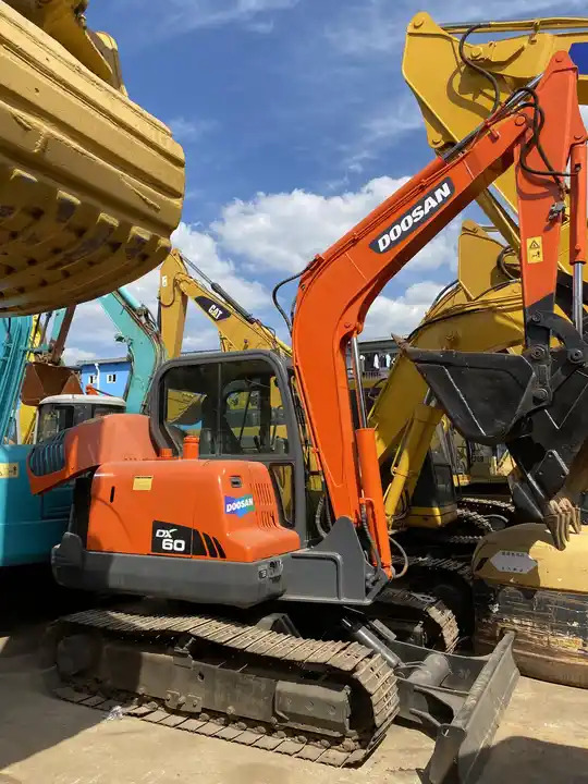 6tons doosan excavator used dx60 dh60 dx55 dh55 mini excavator free shipping - Bager gusjeničar: slika 6tons doosan excavator used dx60 dh60 dx55 dh55 mini excavator free shipping - Bager gusjeničar 6tons doosan excavator used dx60 dh60 dx55 dh55 mini excavator free shipping - Bager gusjeničar: slika 6tons doosan excavator used dx60 dh60 dx55 dh55 mini excavator free shipping - Bager gusjeničar