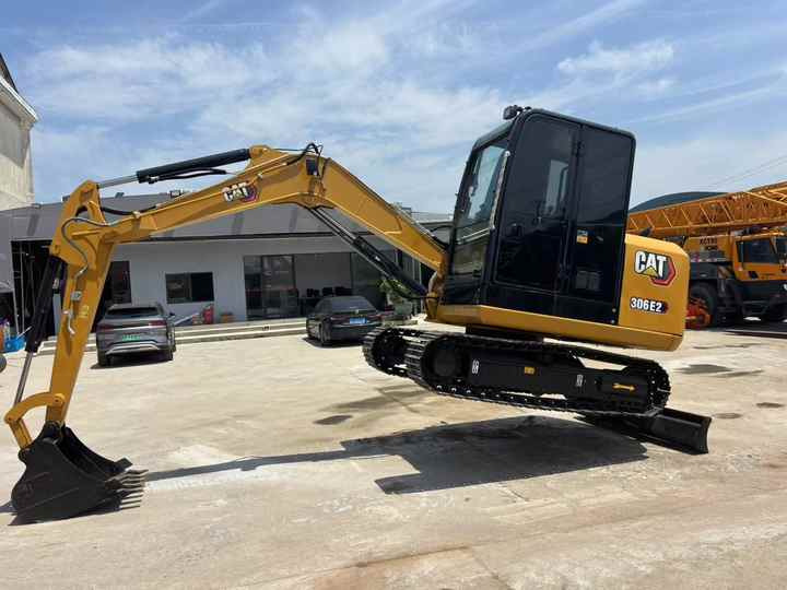 Bager CAT 306E Used Excavator Latest Model 6tons 95% New Original with EPA CE Excavator Cat 306 mini digger excavator: slika Bager CAT 306E Used Excavator Latest Model 6tons 95% New Original with EPA CE Excavator Cat 306 mini digger excavator