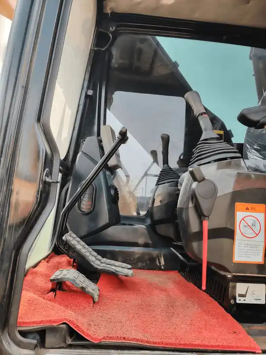 China Used Machine Sany 135c Crawler Excavator Hydraulic Crawler Excavator Sany 215c 265c 265h Earth Moving Machinery - Bager: slika China Used Machine Sany 135c Crawler Excavator Hydraulic Crawler Excavator Sany 215c 265c 265h Earth Moving Machinery - Bager China Used Machine Sany 135c Crawler Excavator Hydraulic Crawler Excavator Sany 215c 265c 265h Earth Moving Machinery - Bager: slika China Used Machine Sany 135c Crawler Excavator Hydraulic Crawler Excavator Sany 215c 265c 265h Earth Moving Machinery - Bager