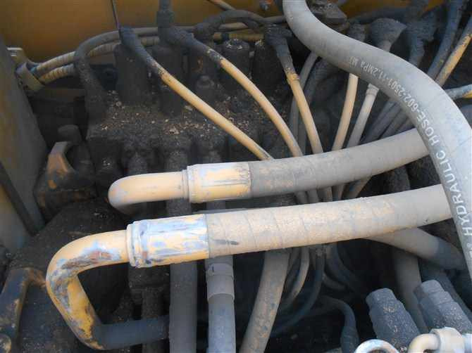 Good Condition Second Hand Caterpillar 325bl Excavator Used Cat 325b 325bl with good condition in stock For Sale - Bager gusjeničar: slika Good Condition Second Hand Caterpillar 325bl Excavator Used Cat 325b 325bl with good condition in stock For Sale - Bager gusjeničar Good Condition Second Hand Caterpillar 325bl Excavator Used Cat 325b 325bl with good condition in stock For Sale - Bager gusjeničar: slika Good Condition Second Hand Caterpillar 325bl Excavator Used Cat 325b 325bl with good condition in stock For Sale - Bager gusjeničar